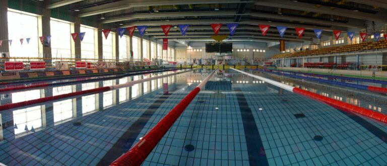 Indoor Swimming in Madrid - Citylife Madrid